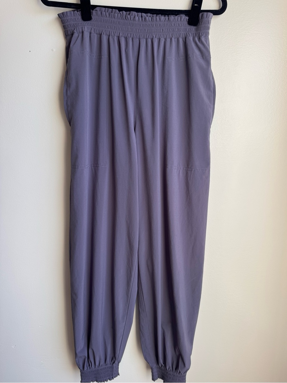 Athleta Savannah Jogger Purple Lightweight Travel Pants Size 8